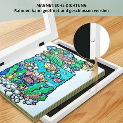 WonderWall™ | Intelligenter Rahmen für Kinderzeichnungen mit integrierter Aufbewahrung