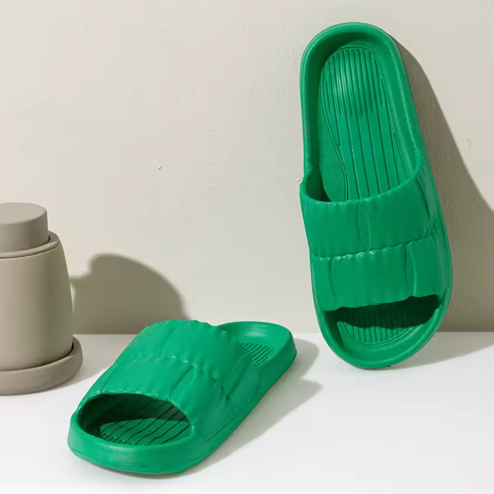 ComfySlippers™ | Weiche, elegante Hausschuhe für den Alltag