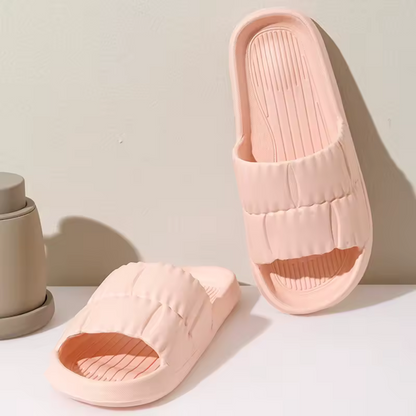 ComfySlippers™ | Weiche, elegante Hausschuhe für den Alltag