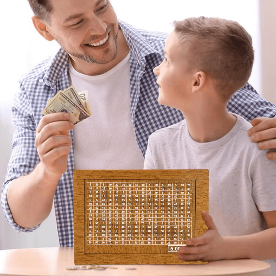 MoneyBox™ | Gravierte Spardose aus Holz